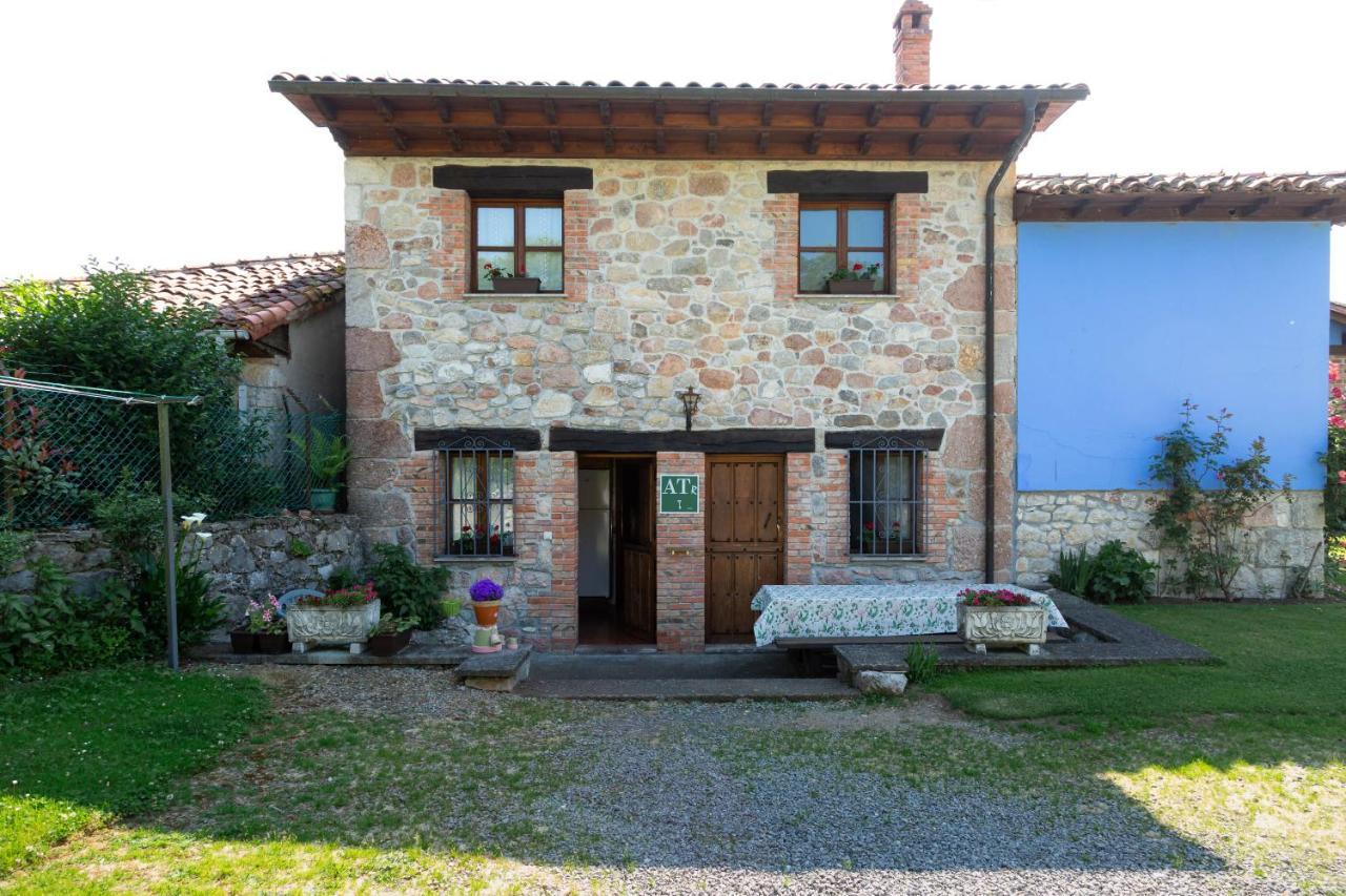 La Cabada Villa Ortiguero Exterior photo