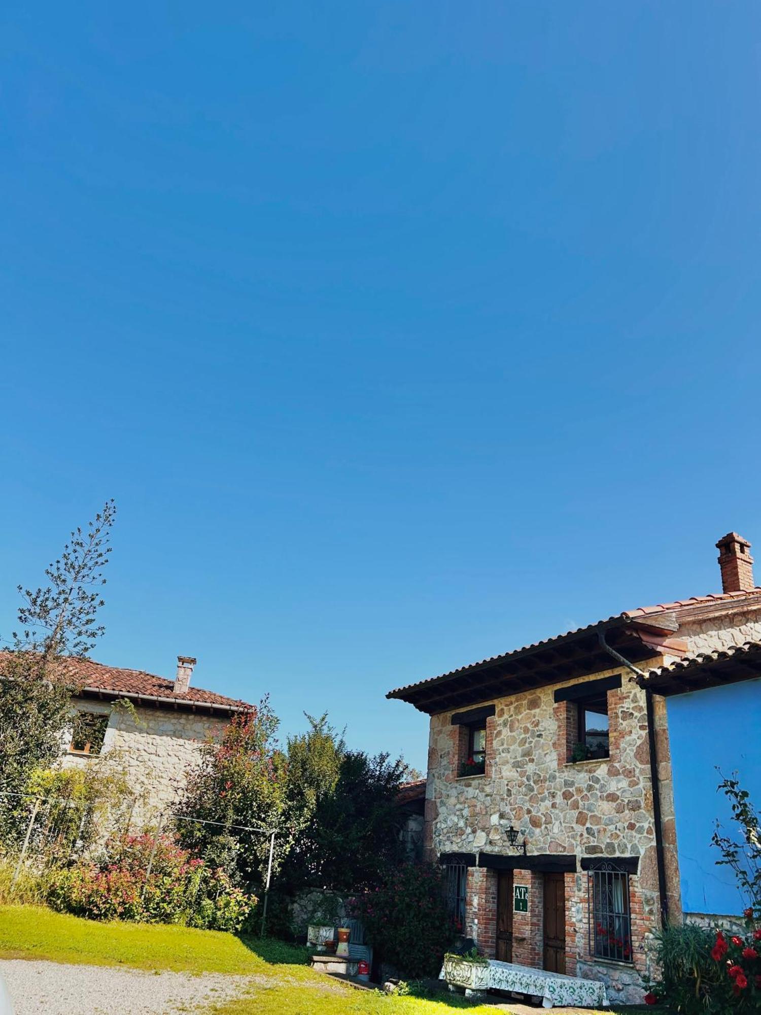 La Cabada Villa Ortiguero Exterior photo
